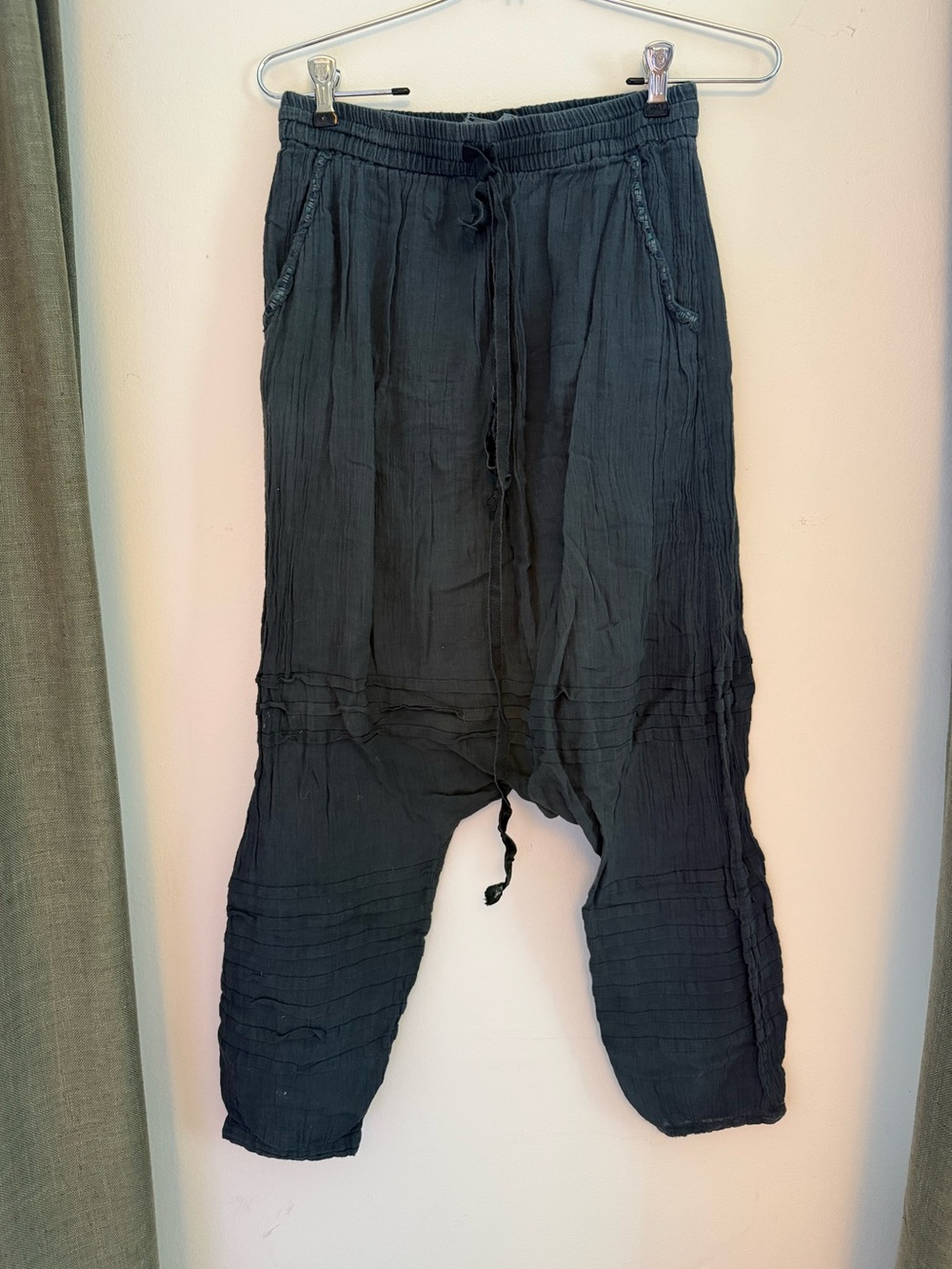 Men's Black Drawstring Harem Joggers